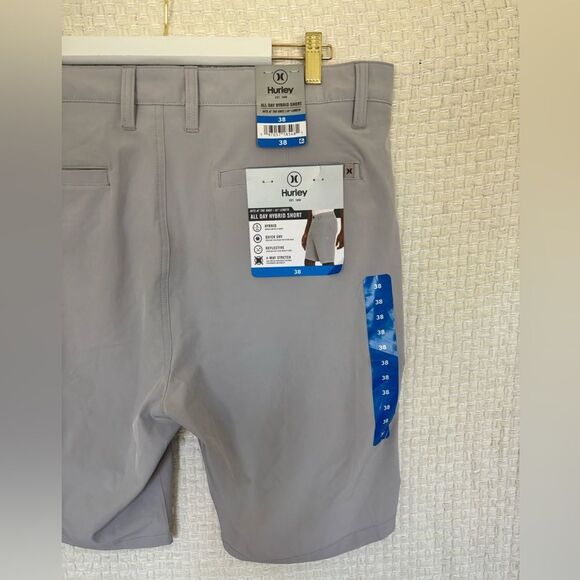 NWT Golf Shorts✨ - Picture 5 of 6